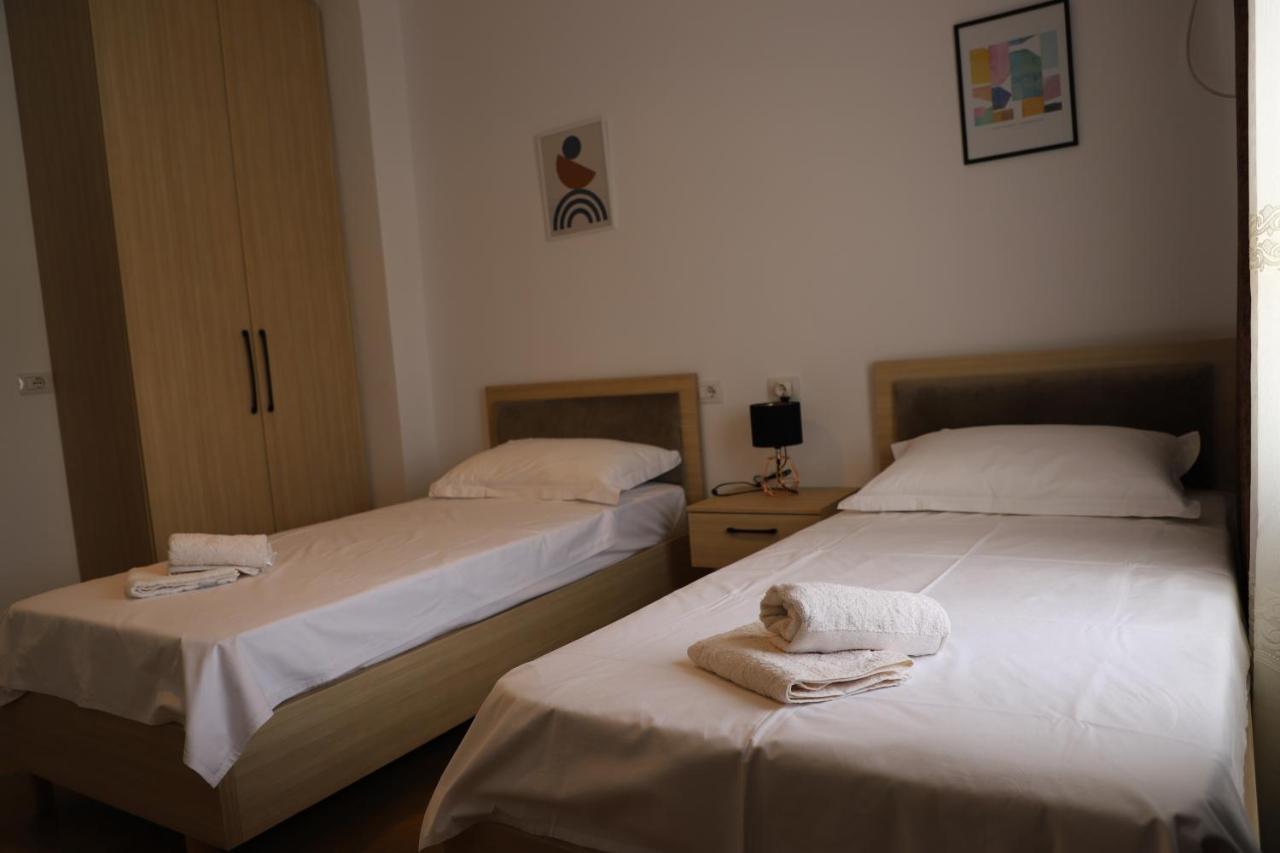 Daniel City Center Apartment Berat Exterior foto